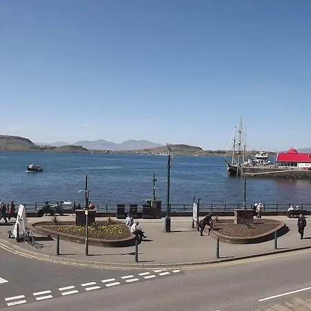 Palace - Small Guest house Oban