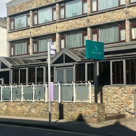 The Scot Hotel 3*