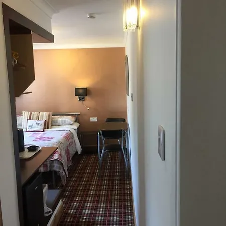 Casa de hóspedes Cameron 3*