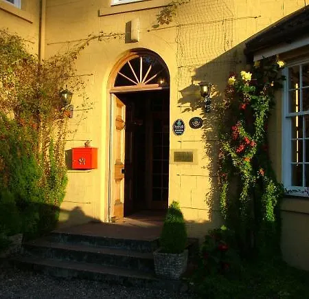 Knipoch House 4*