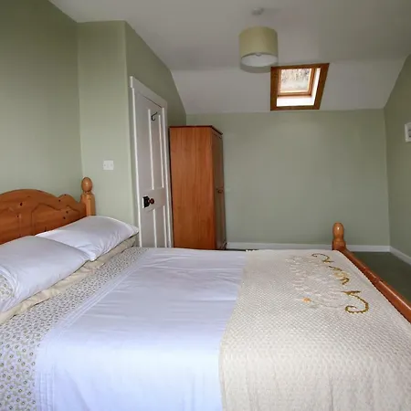 Three Bedroom House In Holiday home *