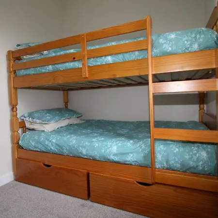 Holiday home Three Bedroom House In