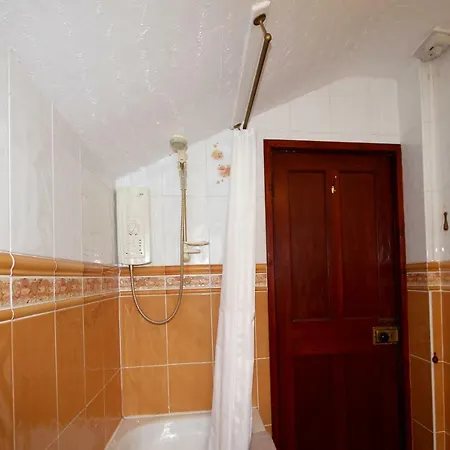 Holiday home Three Bedroom House In