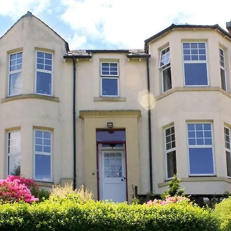 Three Bedroom House In Holiday home Oban
