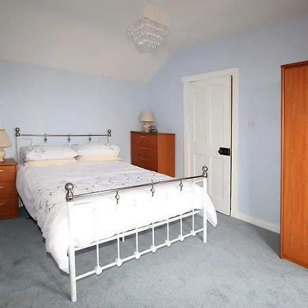 Three Bedroom House In Oban