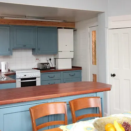 Three Bedroom House In * Oban