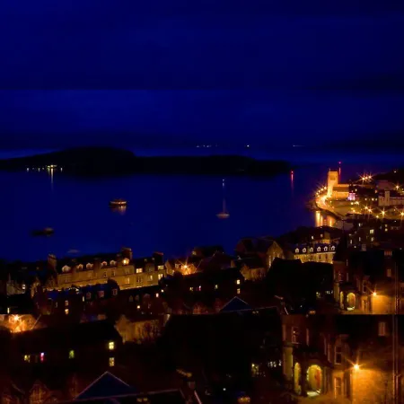 Panoramic Harbour View Apartment Oban