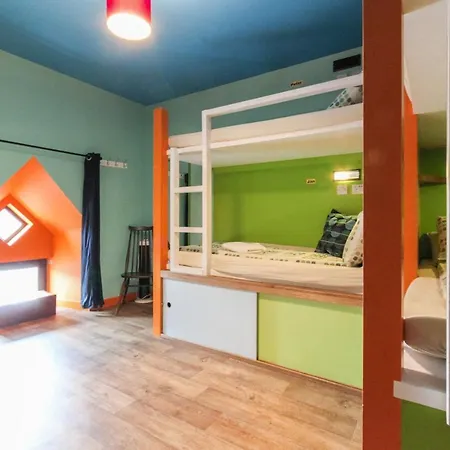 Albergue Backpackersplus *