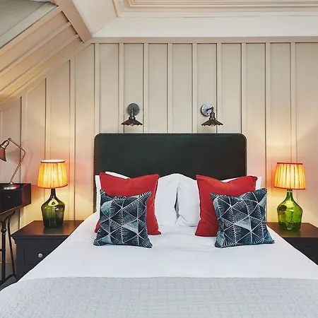 Hotel No.26 By The Sea 4*