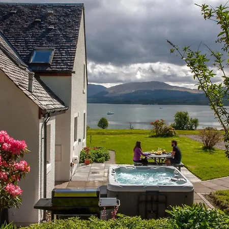 Seabank Lochside Holiday home