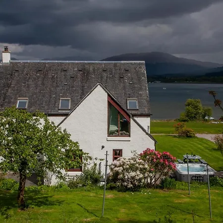 Seabank Lochside Holiday home Oban