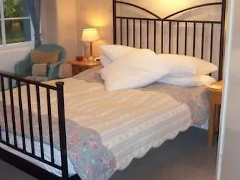 Roseneath Hotel 3*