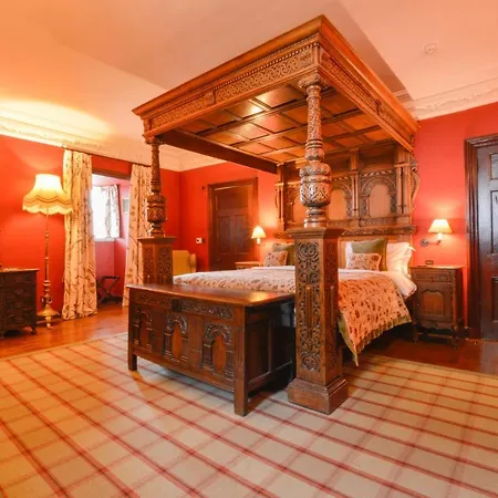 Bed & Breakfast Barcaldine Castle