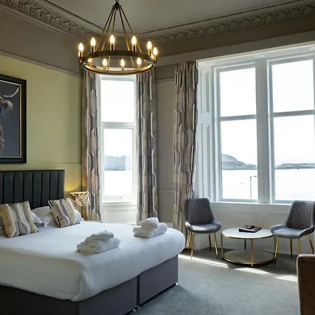 Corran House 2*