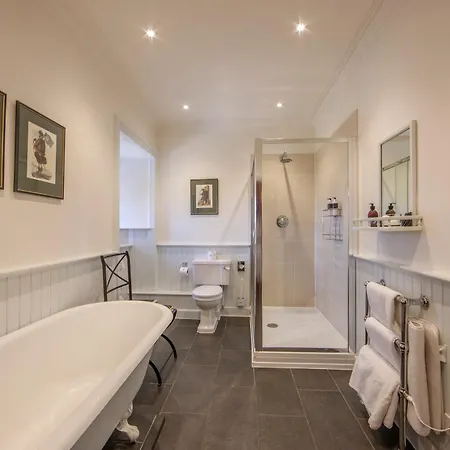 Bed & Breakfast Barcaldine Castle