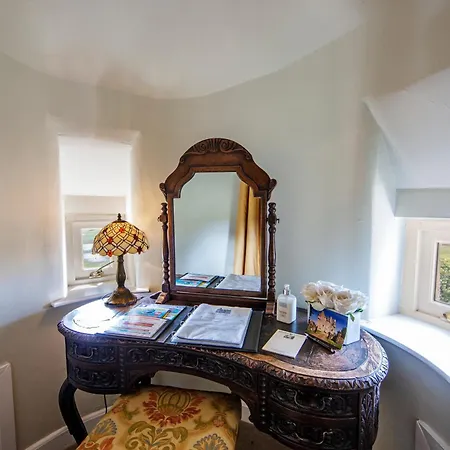 Bed & Breakfast Barcaldine Castle