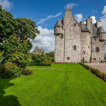 Barcaldine Castle Bed & Breakfast