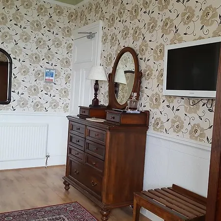Glenrigh Guest House - Adults Only Guest house