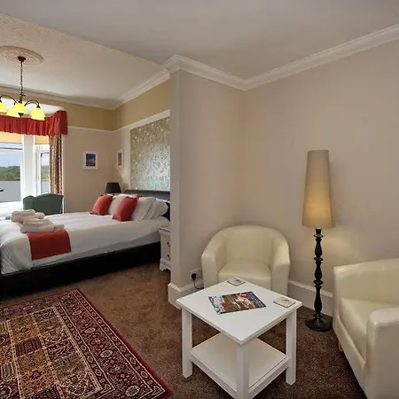 Guest house Mackays