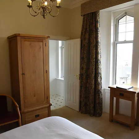 Thornloe Guest house 4*