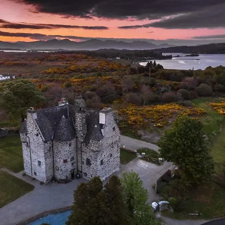 Barcaldine Castle 5*