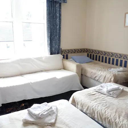 Arbour Guest House 2*