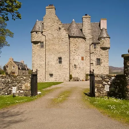 Barcaldine Castle 5* Oban